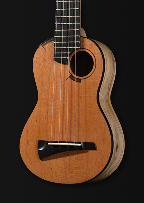 Guitar 004 by Matthieu Deltour